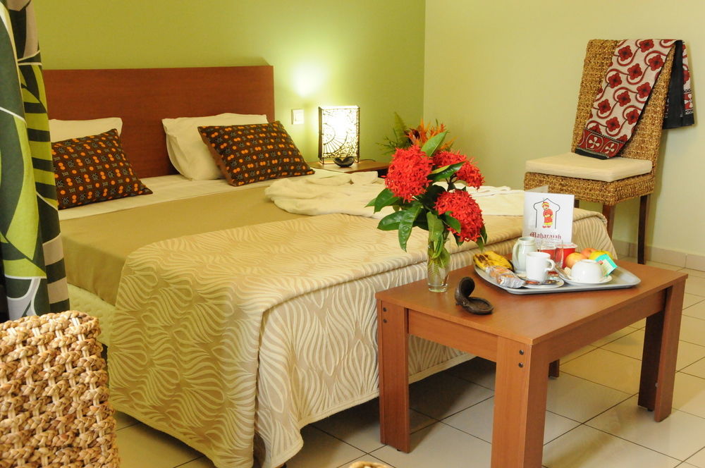 Hotel Maharajah Mamoudzou Экстерьер фото